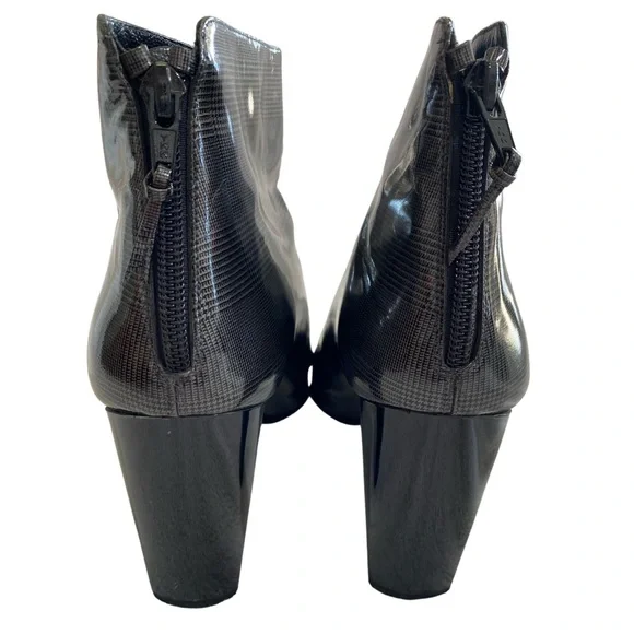 Stuart Weitzman Glossy Black Ankle Boots Size 10